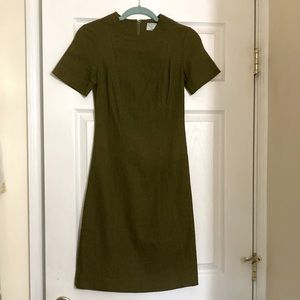 Mad Men like 1950’s dress. This dress fits like a glove, very sexy but covered